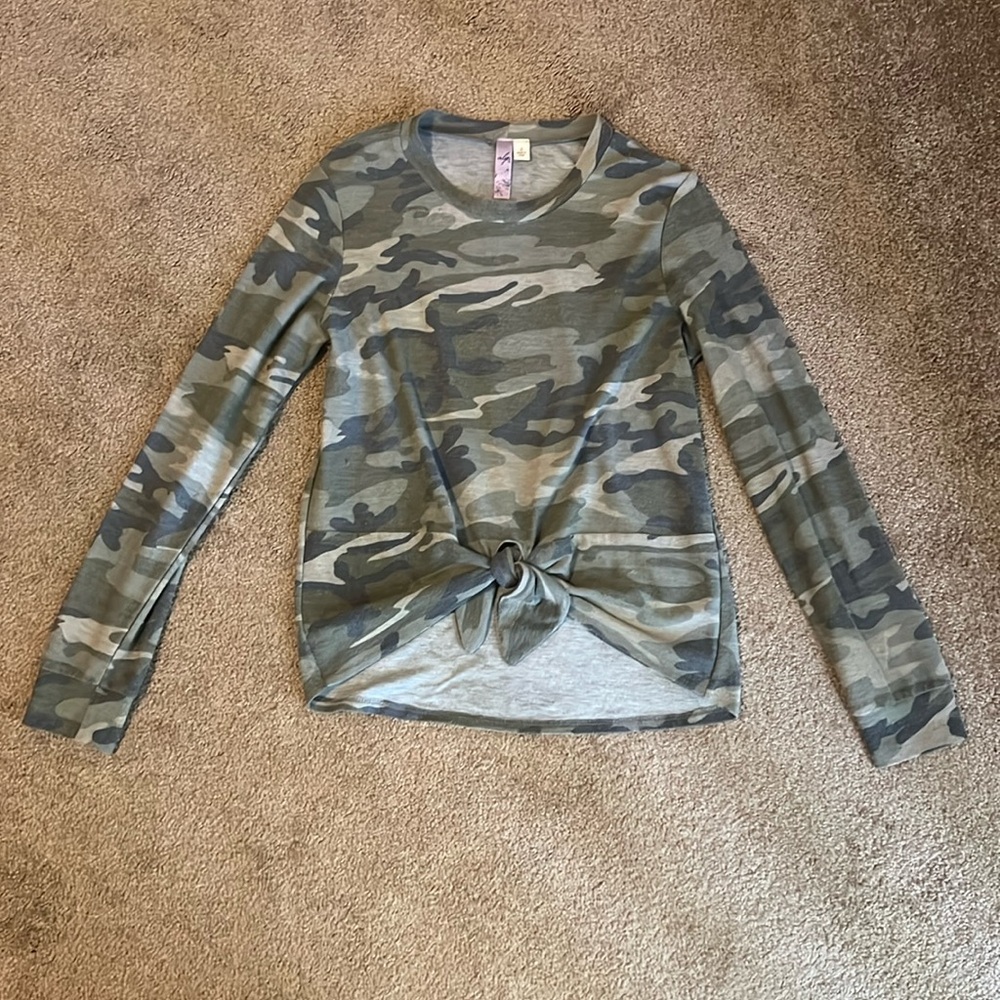 Alya Camo Front Tie Long Sleeve Top
